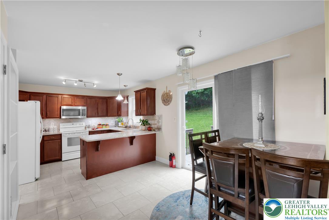 312 Reagan Drive Property Photo 23