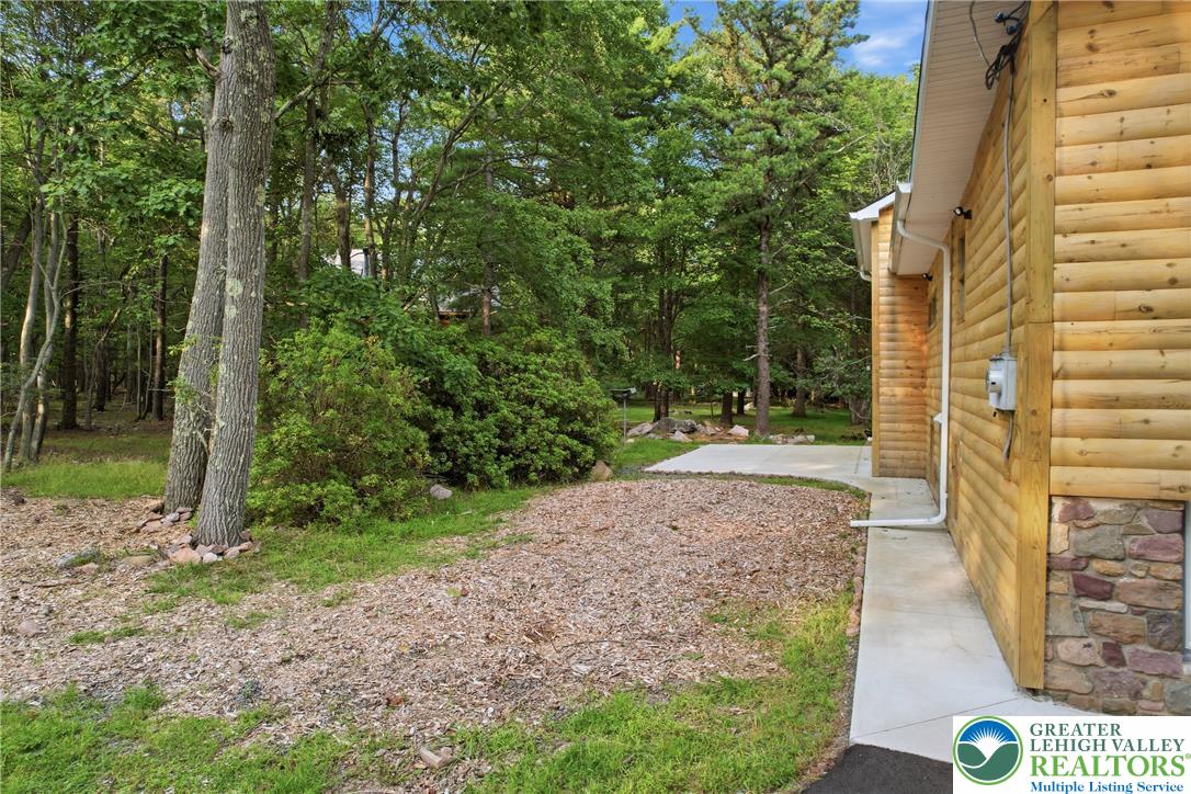 158 Pineknoll Drive Property Photo 50