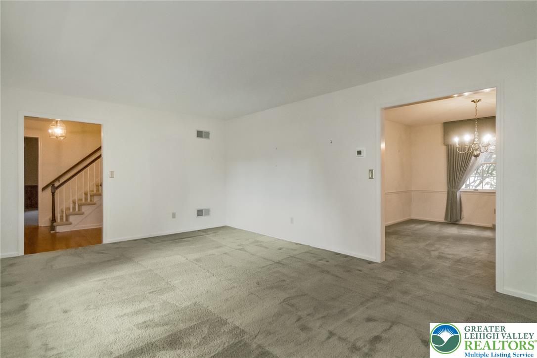 919 Hawthorn Road Property Photo 27