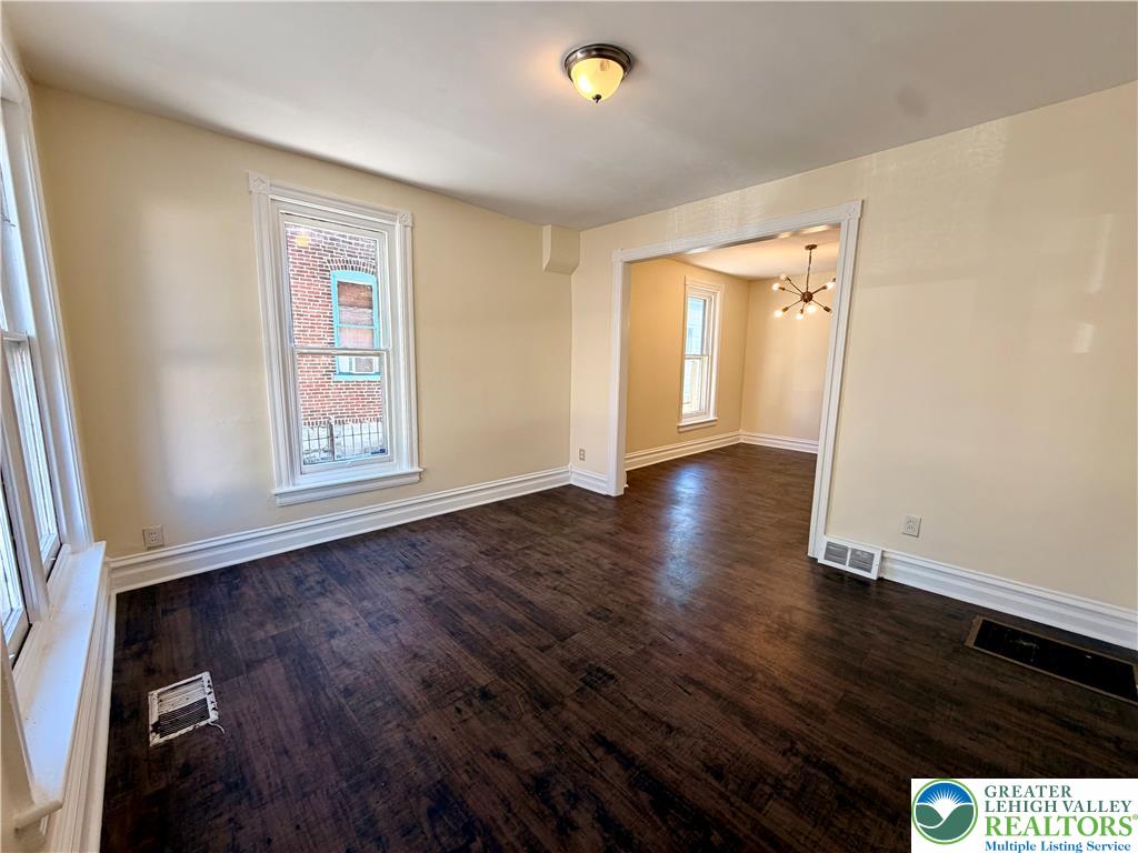 1034 Turner Street House Property Photo 5