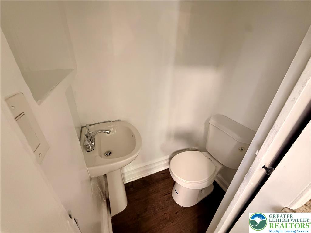1034 Turner Street House Property Photo 12