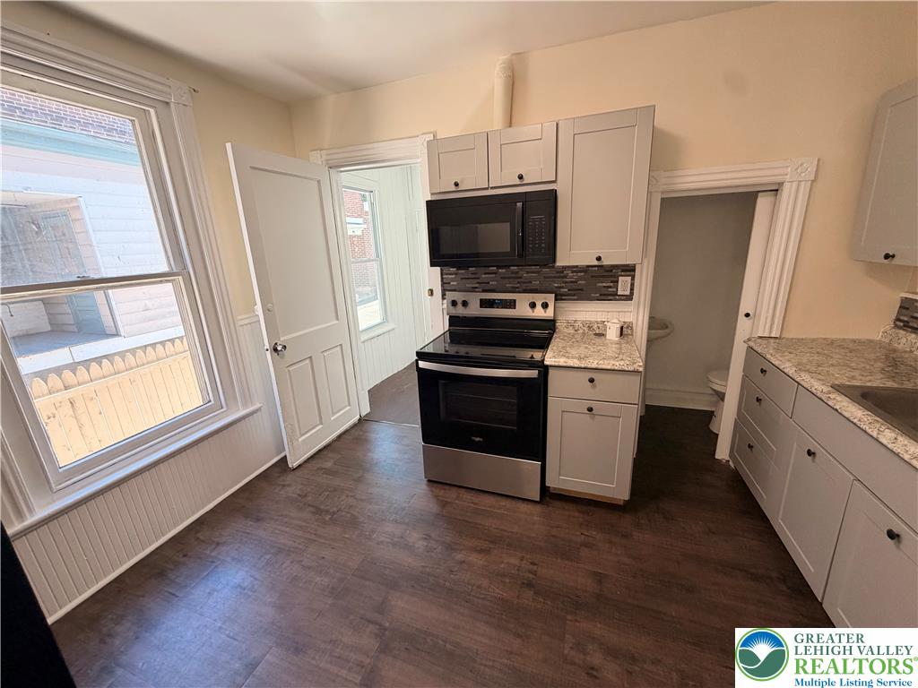 1034 Turner Street House Property Photo 13
