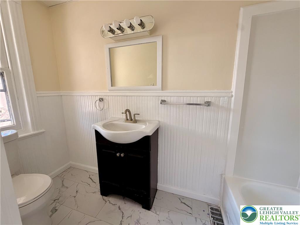 1034 Turner Street House Property Photo 24
