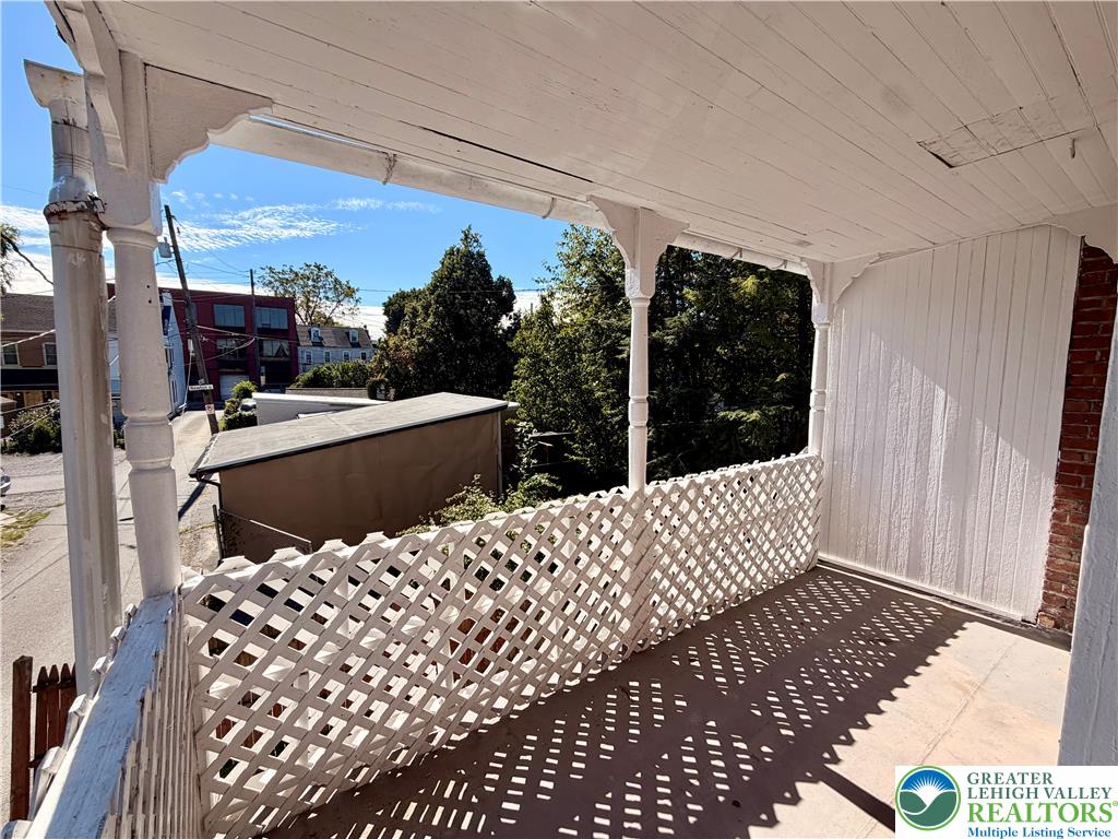1034 Turner Street House Property Photo 28