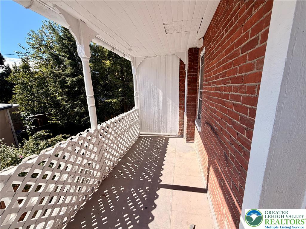 1034 Turner Street House Property Photo 29