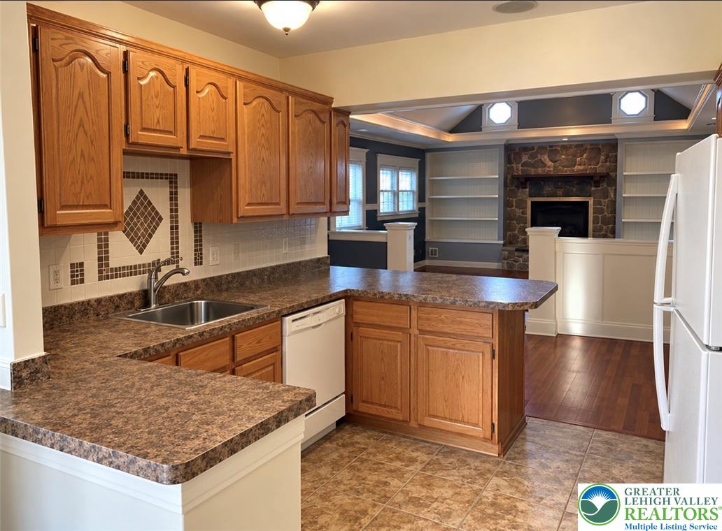 1213 Stanley Street Property Photo 6