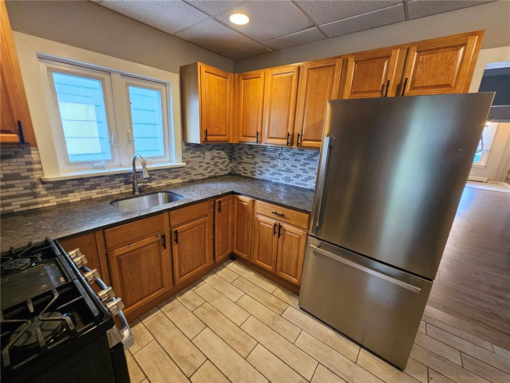 828 Main Street Property Photo 8