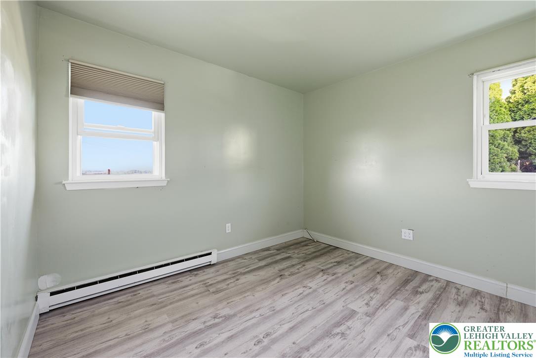 611 William Street Property Photo 15