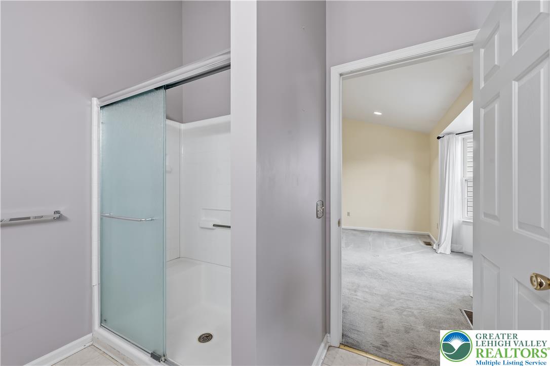 5607 Spring Ridge Drive Property Photo 19
