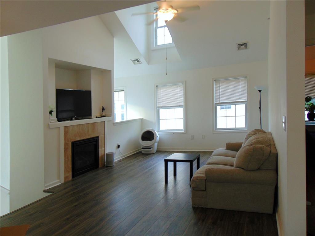 1796 Merlot Drive D Property Photo 3