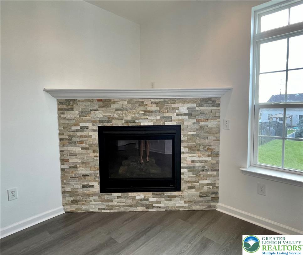 915 Graystone Circle Property Photo 13