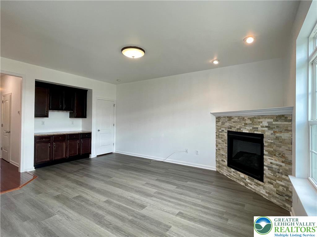 915 Graystone Circle Property Photo 15