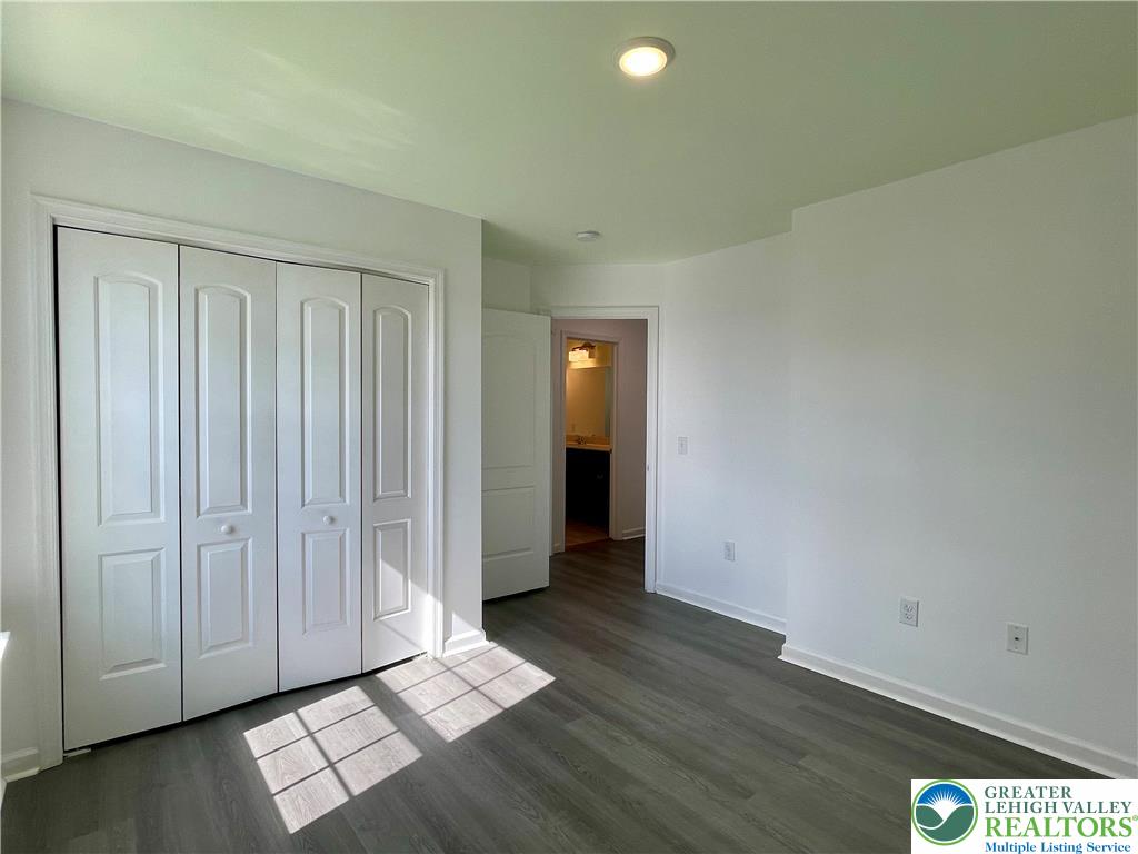 915 Graystone Circle Property Photo 43