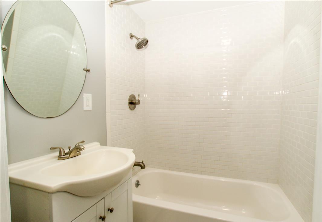 424 Pawnee Street Unit 2 Property Photo 5