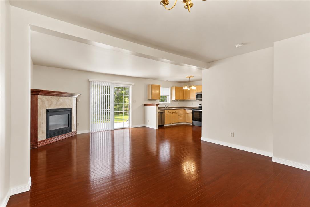 475 Celandine Drive Property Photo 8