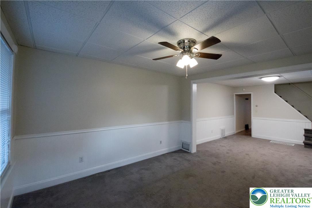 2414 Birch Street Property Photo 4