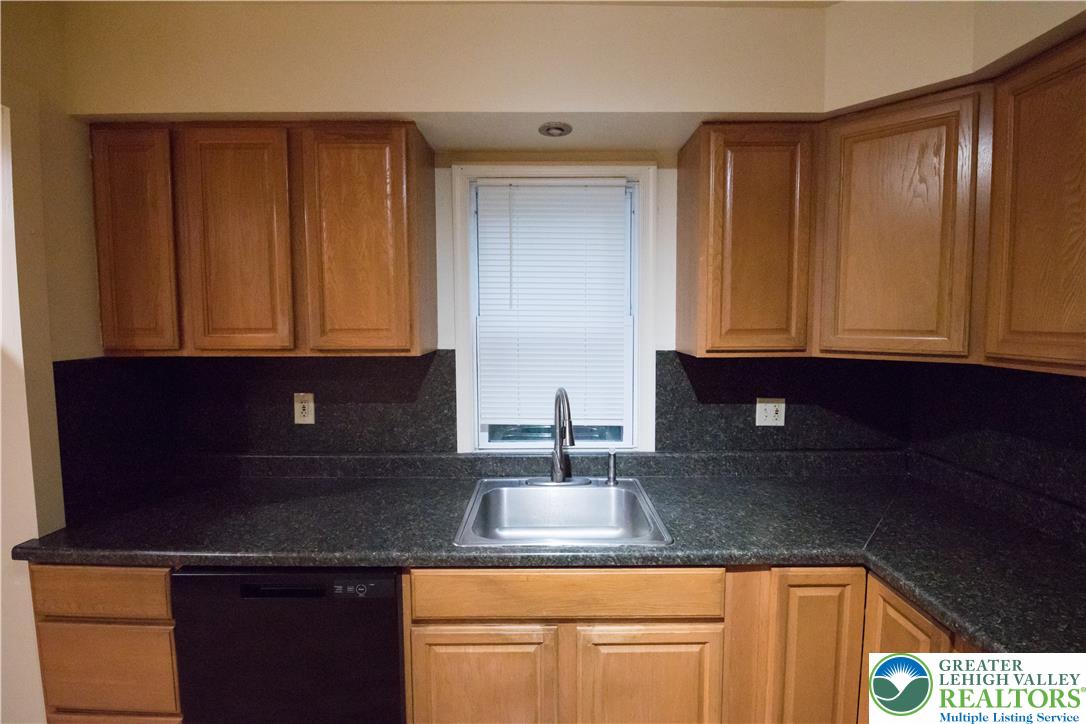 2414 Birch Street Property Photo 15