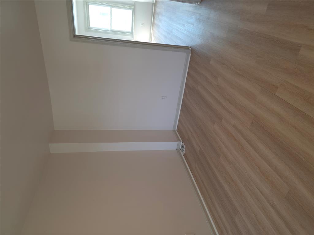 632 Ontario Street Property Photo 12