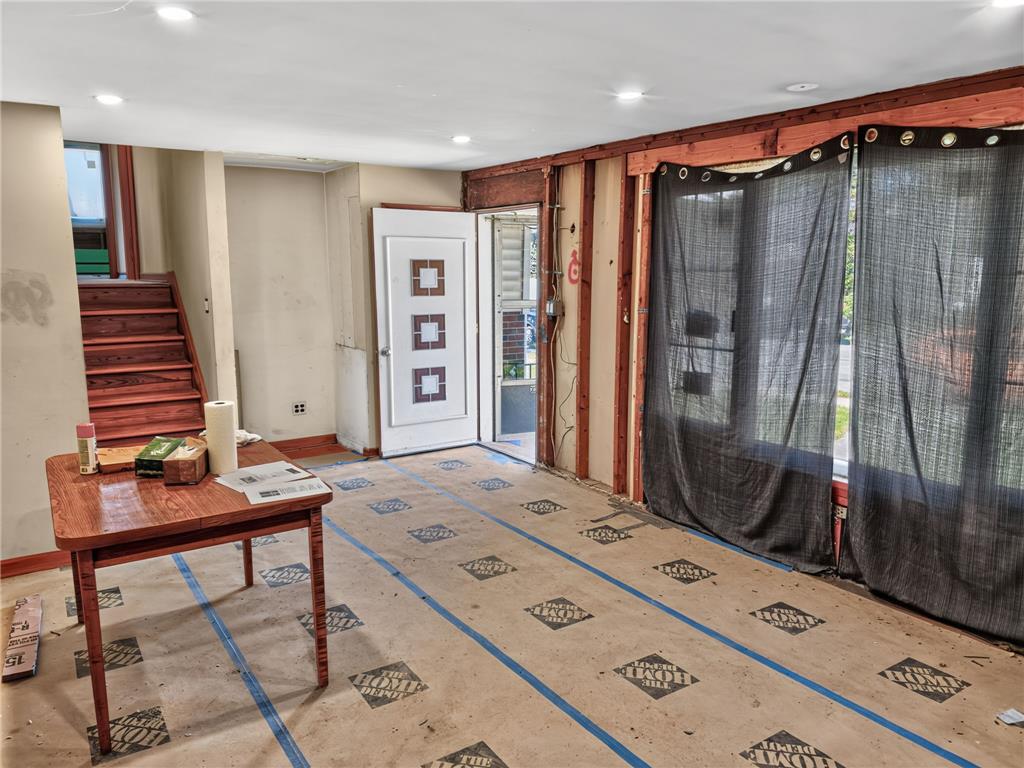 1823 Major Street Property Photo 12