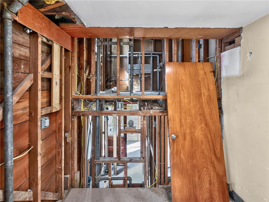 1823 Major Street Property Photo 16