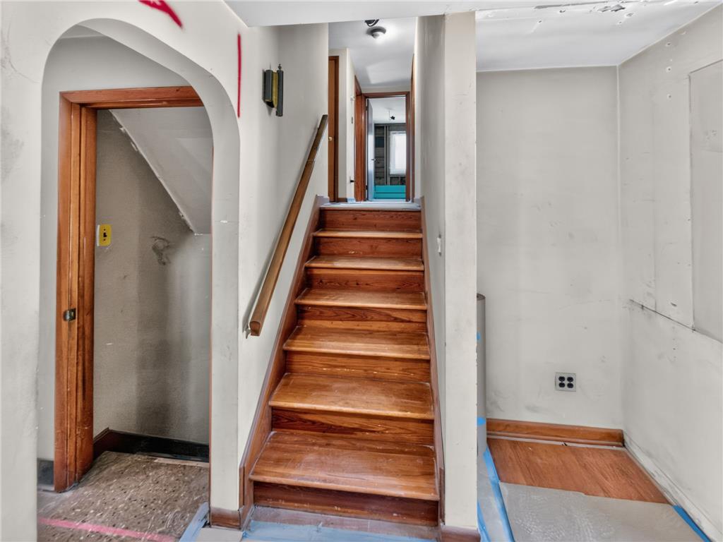 1823 Major Street Property Photo 17