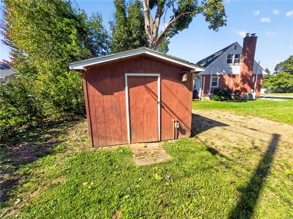 1823 Major Street Property Photo 38