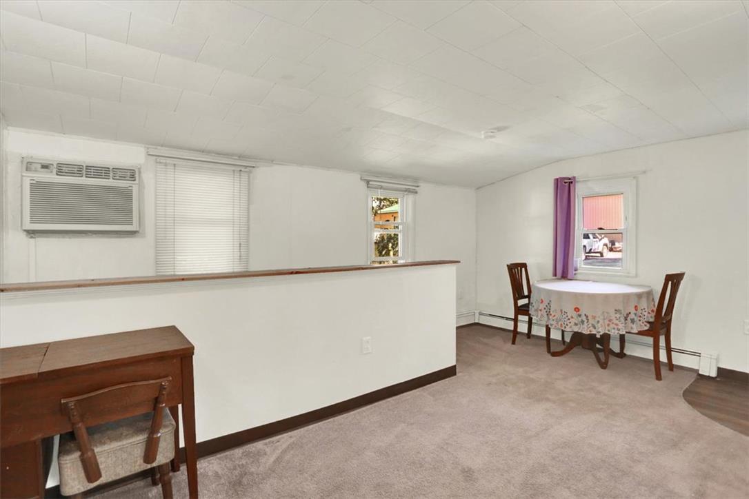 4112 Penn Street Property Photo 6
