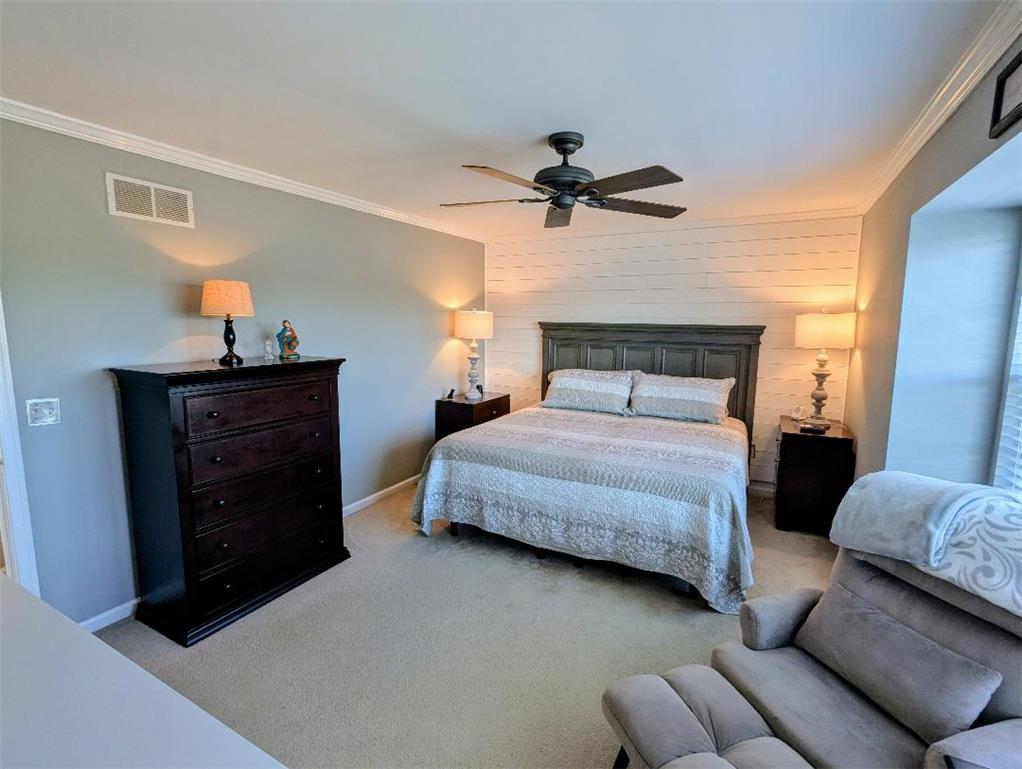 828 Ward Drive Property Photo 14