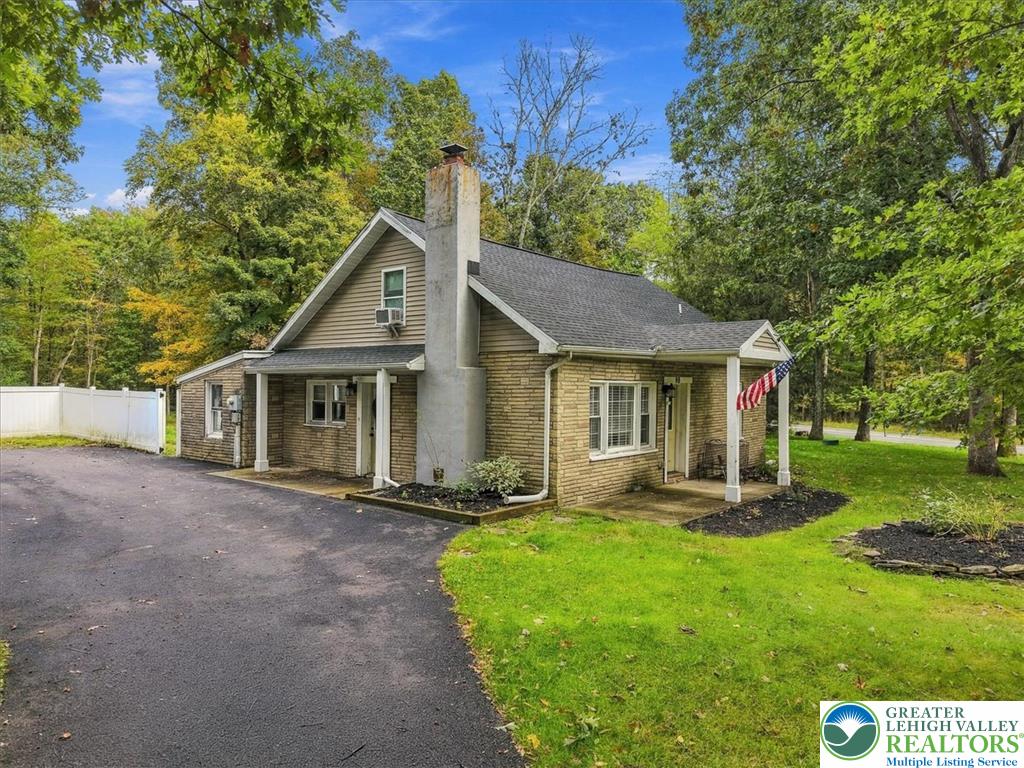 99 Barren Road Property Photo 2
