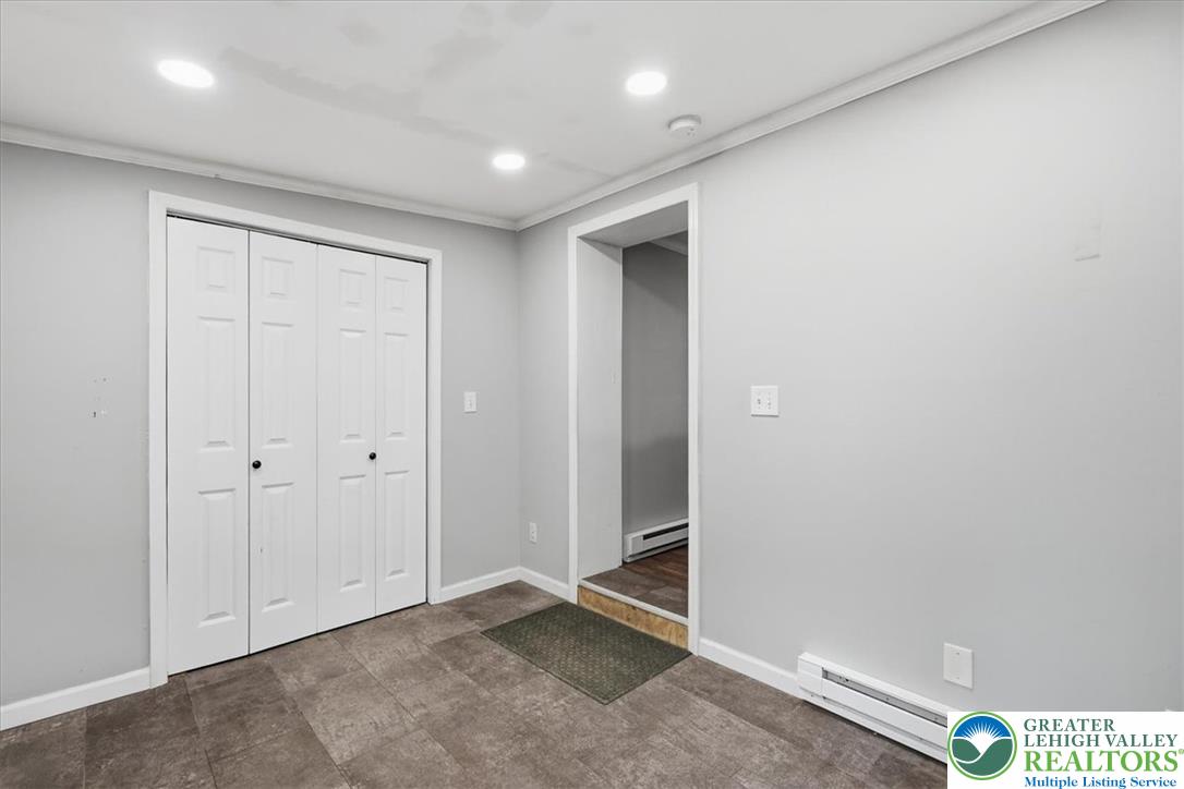 99 Barren Road Property Photo 11