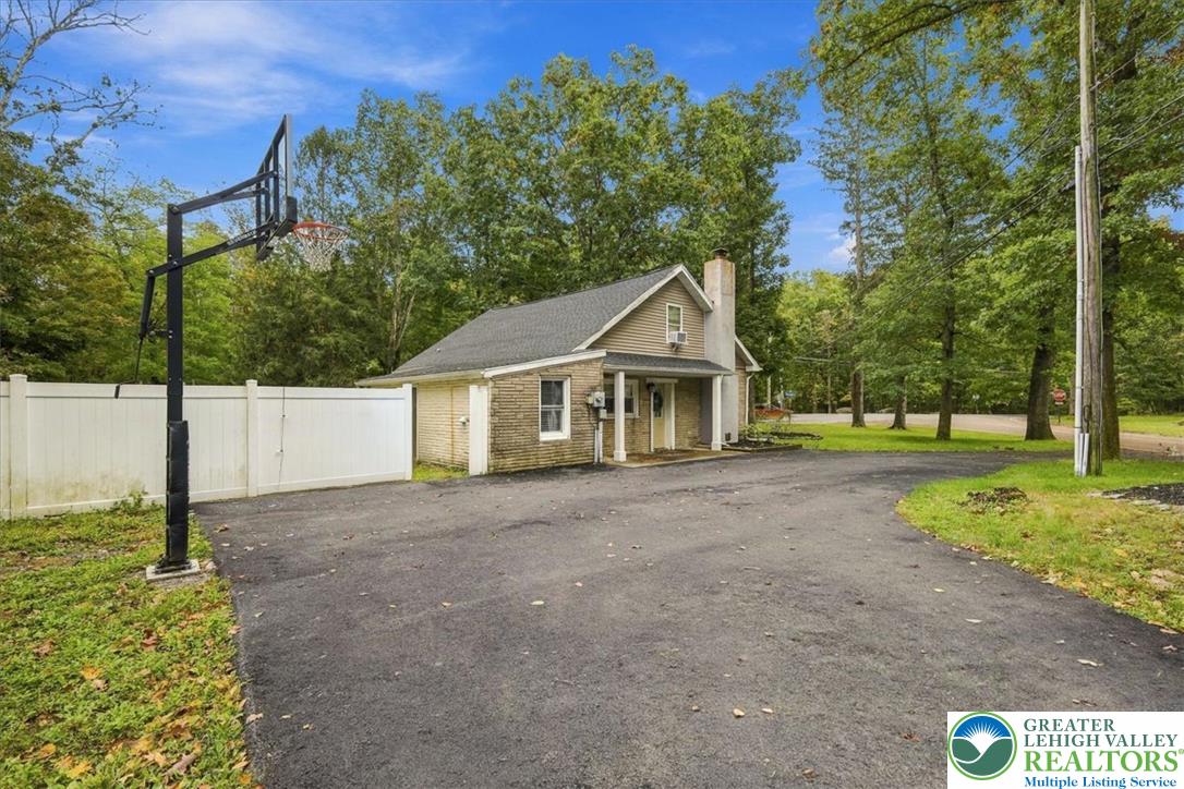 99 Barren Road Property Photo 32