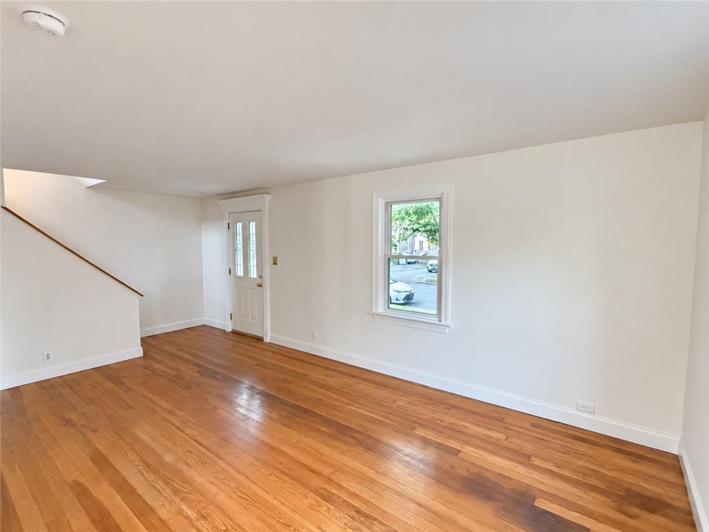 1612 Coronado Street Property Photo 4