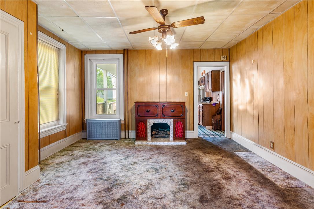 522 Centre Street Property Photo 2
