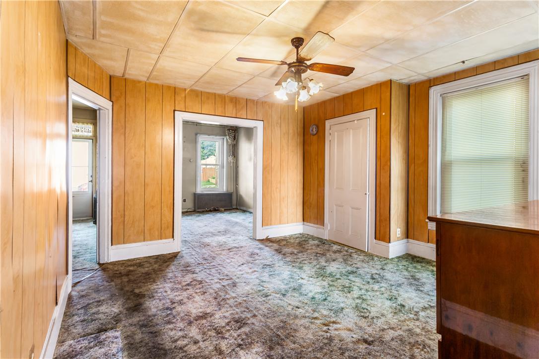 522 Centre Street Property Photo 3