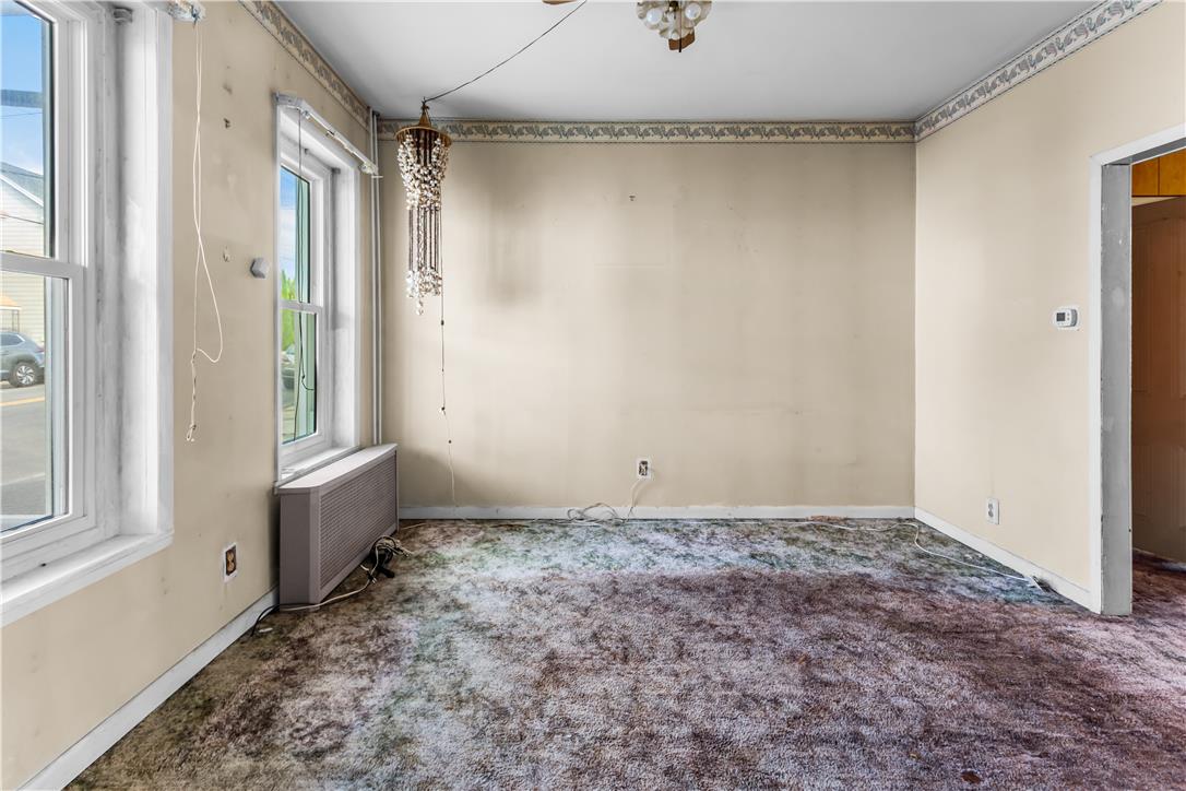 522 Centre Street Property Photo 5