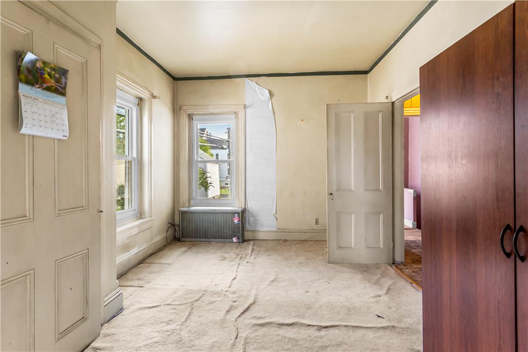 522 Centre Street Property Photo 11
