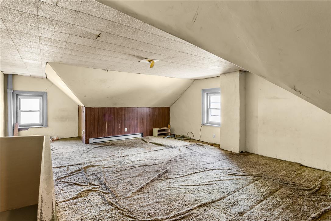 522 Centre Street Property Photo 15