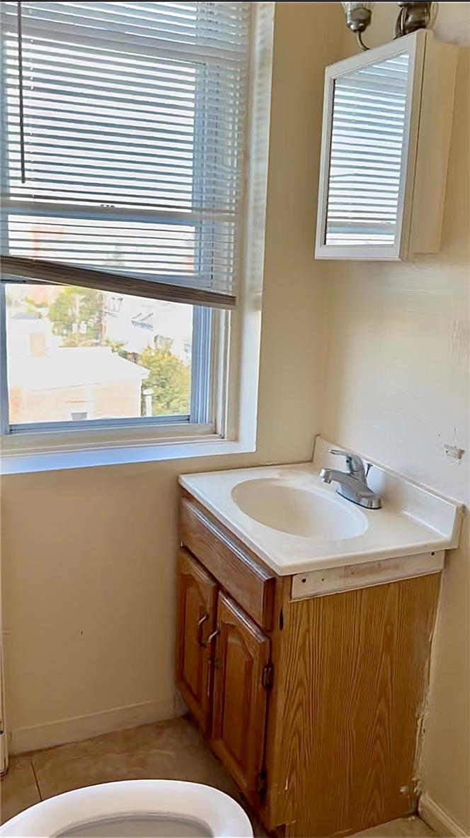 402 Ridge Avenue 5c Property Photo 4