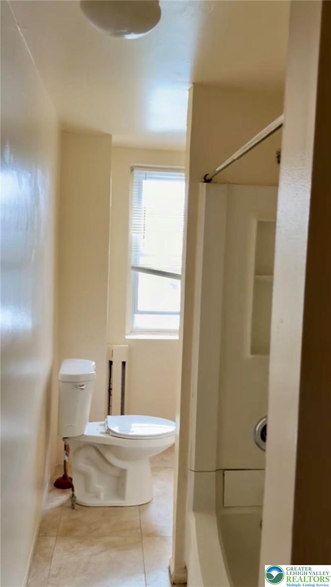 402 Ridge Avenue 5c Property Photo 5