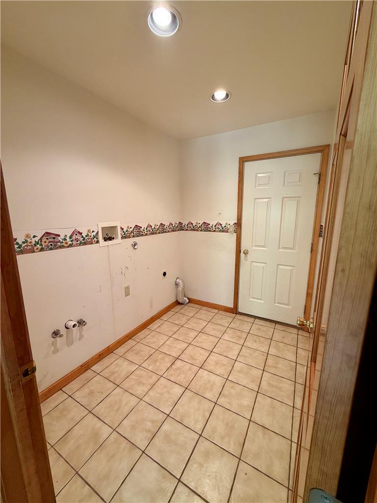 229 Kromer Road Property Photo 13