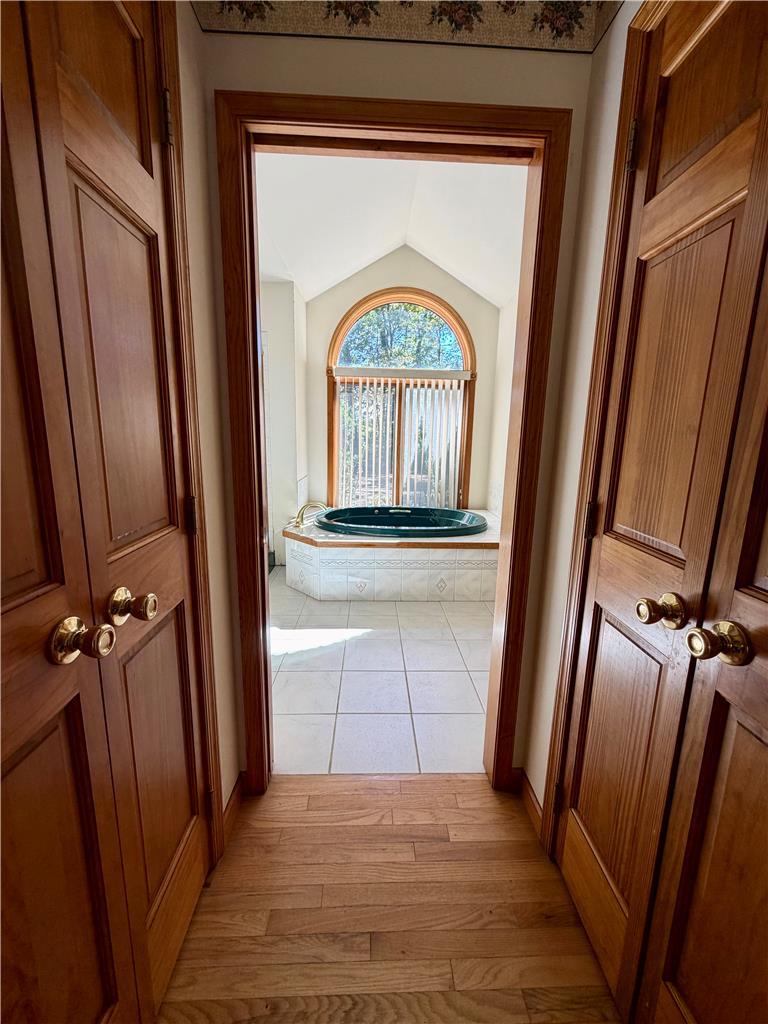 229 Kromer Road Property Photo 16