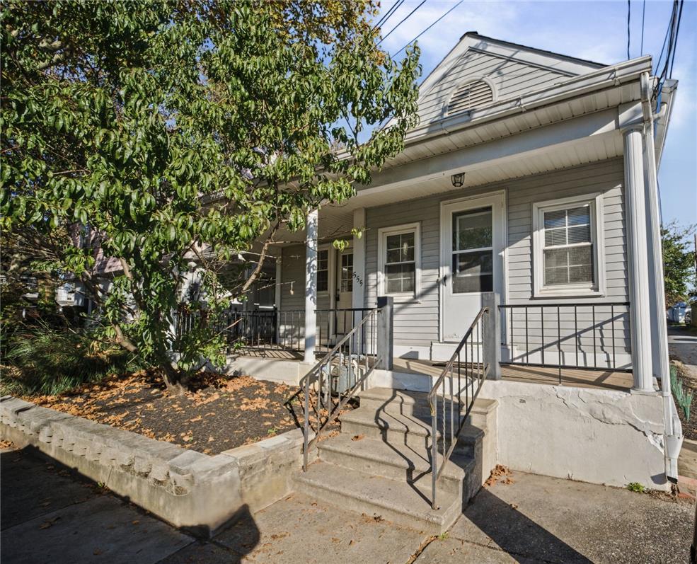 555 East Garrison Street Property Photo 1