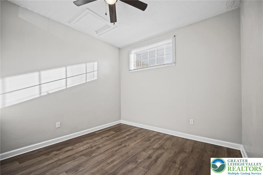555 East Garrison Street Property Photo 8