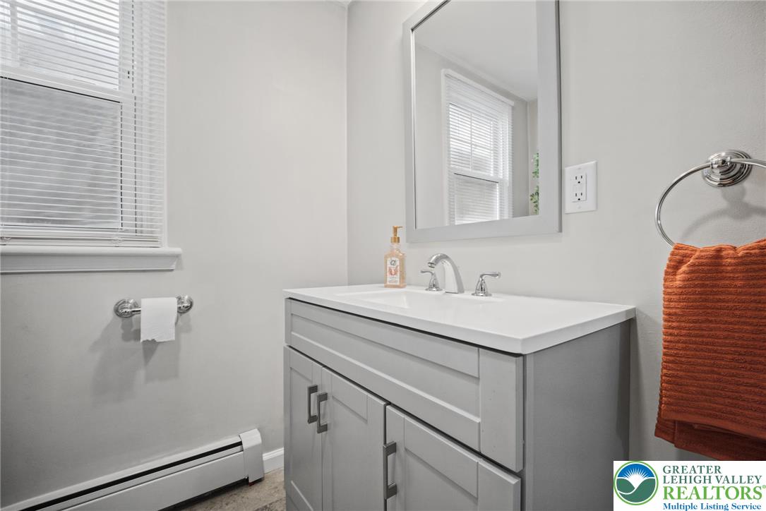 555 East Garrison Street Property Photo 11