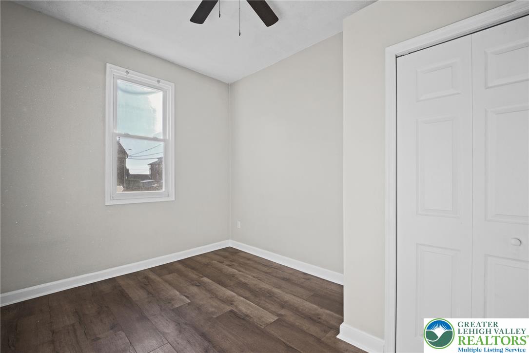 555 East Garrison Street Property Photo 13