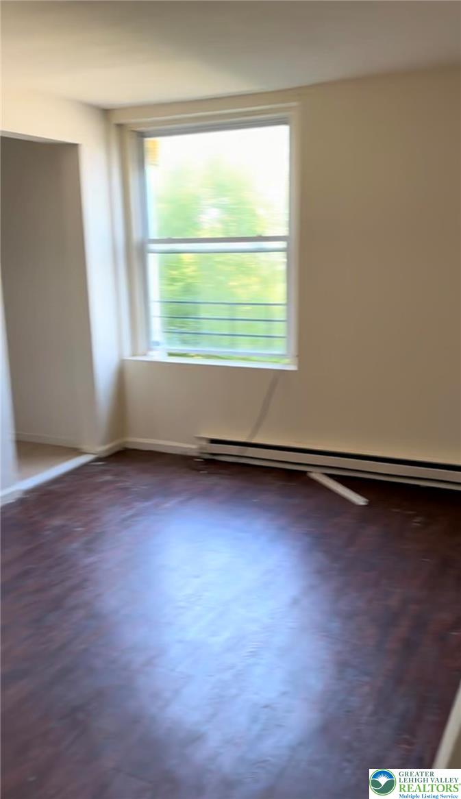 402 Ridge Avenue 4c Property Photo 6