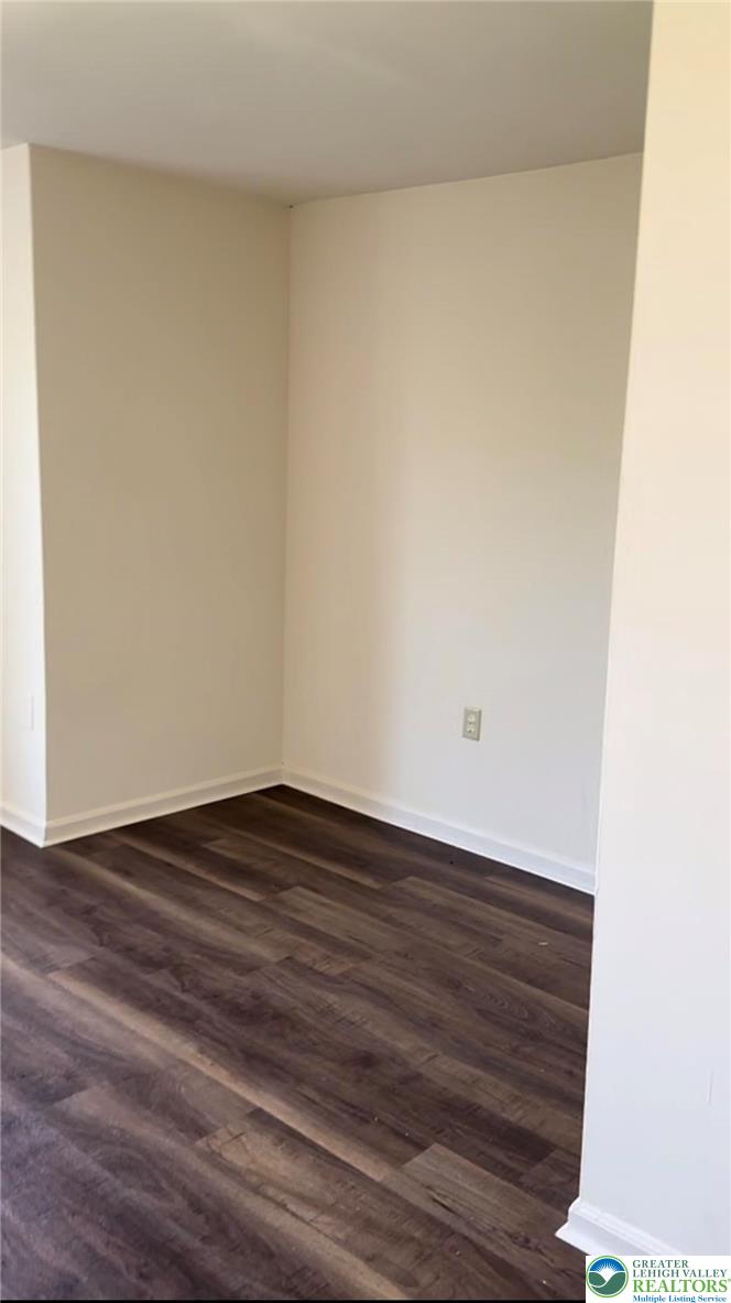 402 Ridge Avenue 4c Property Photo 8