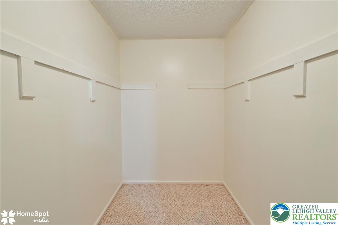 1952 Mattis Street Property Photo 16