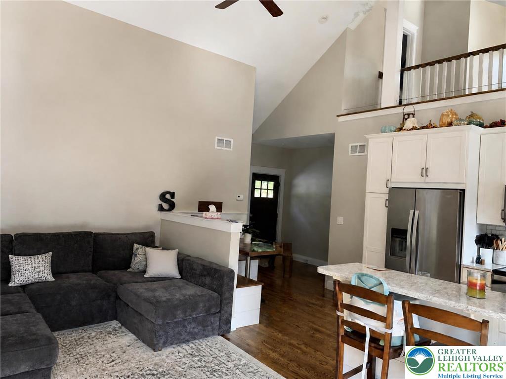 8423 Gun Club Road Property Photo 7