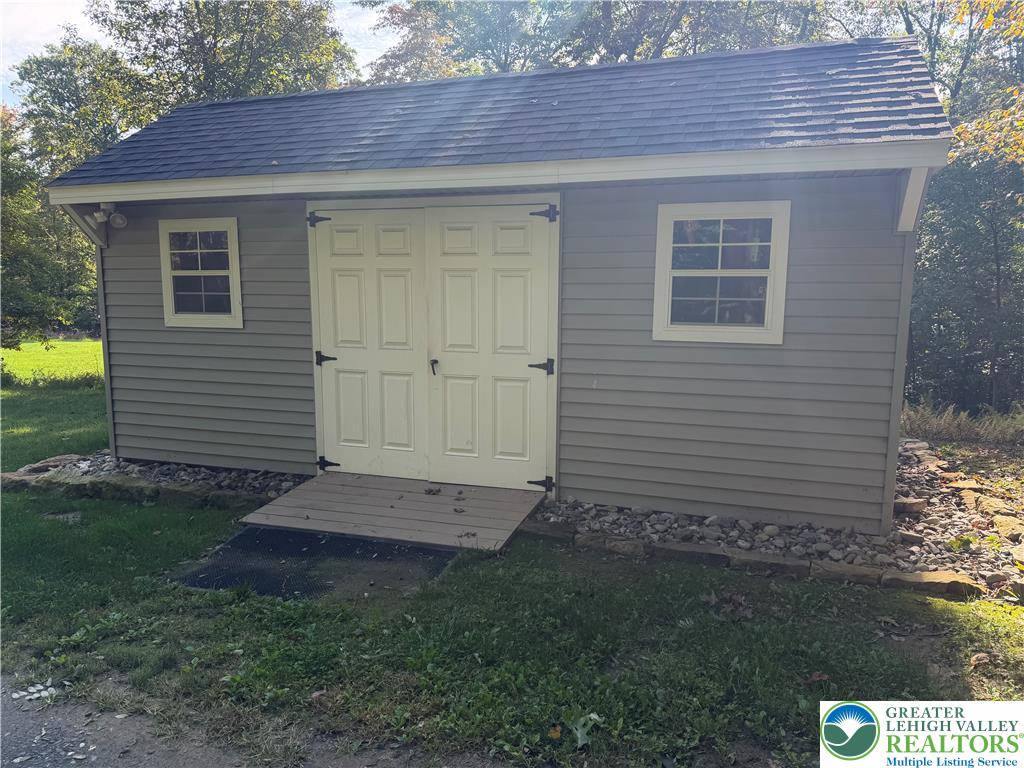 8423 Gun Club Road Property Photo 29